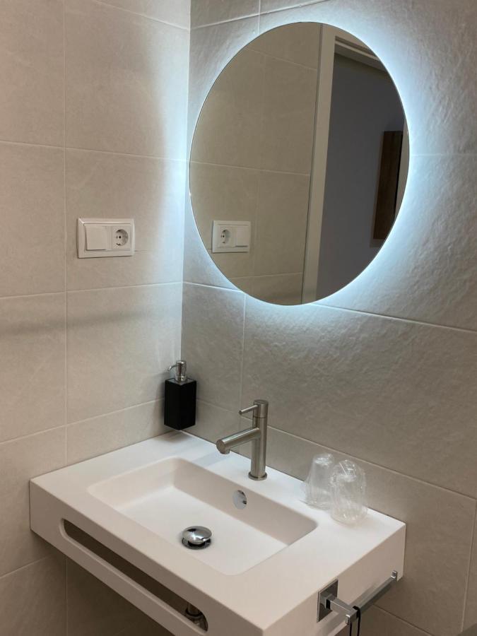 Pension Rovior Calafell Bagian luar foto