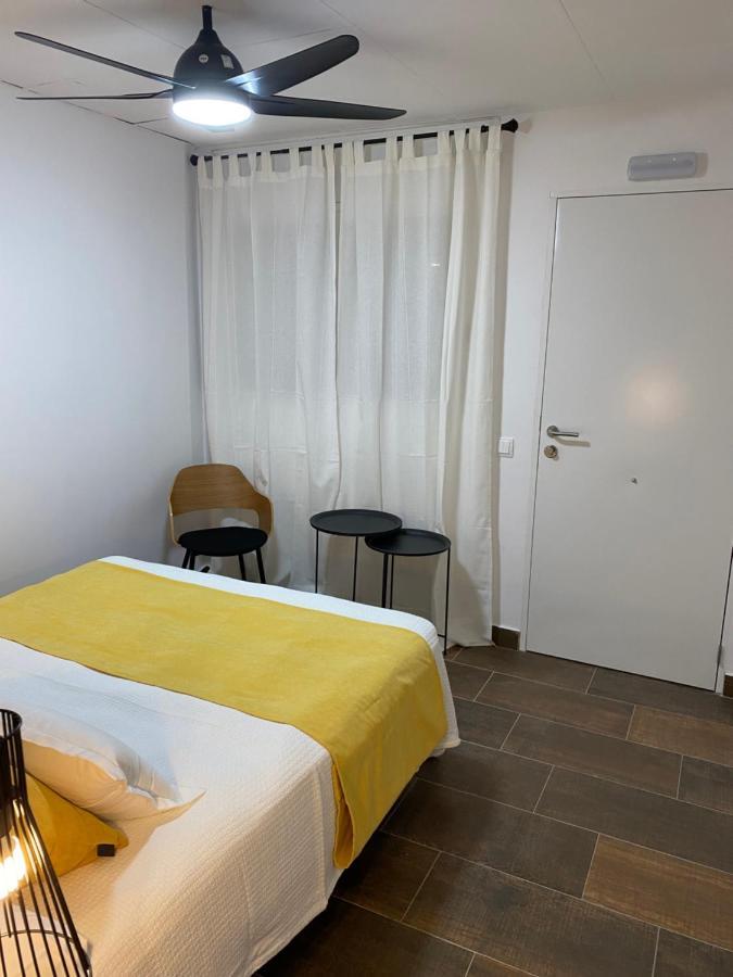 Pension Rovior Calafell Bagian luar foto