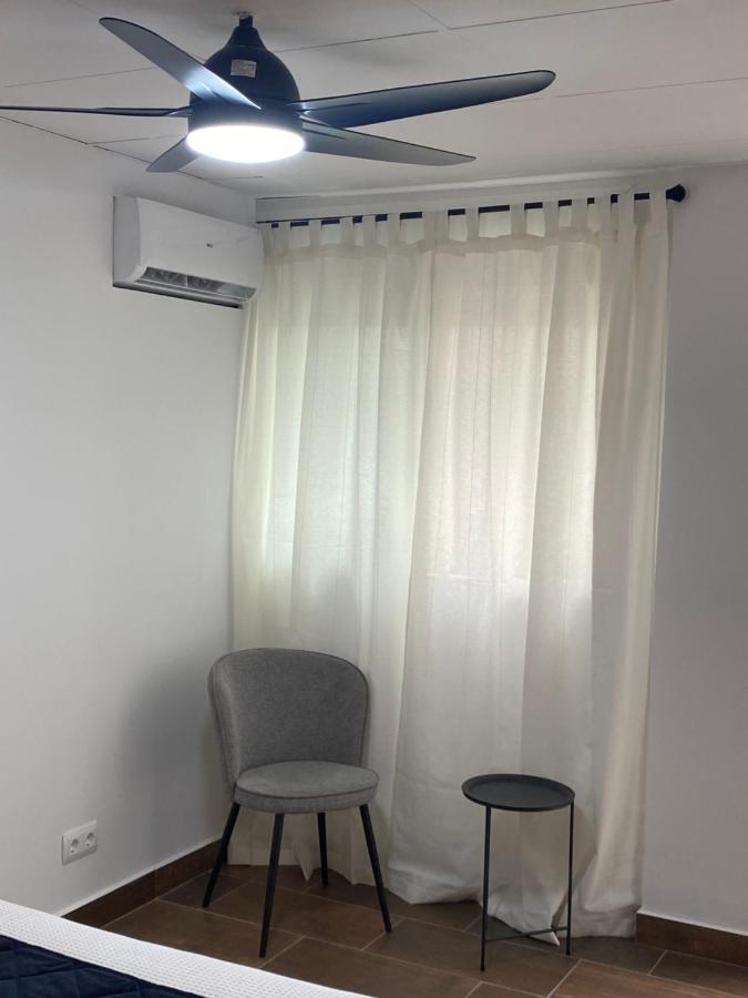 Pension Rovior Calafell Bagian luar foto